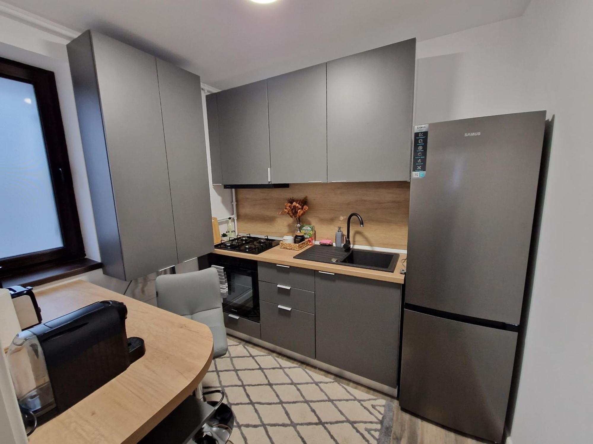 Craitelor Boutique Airport Apartment Отопени Екстериор снимка